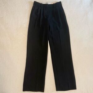 ARITZIA The Effortless Pant in Black